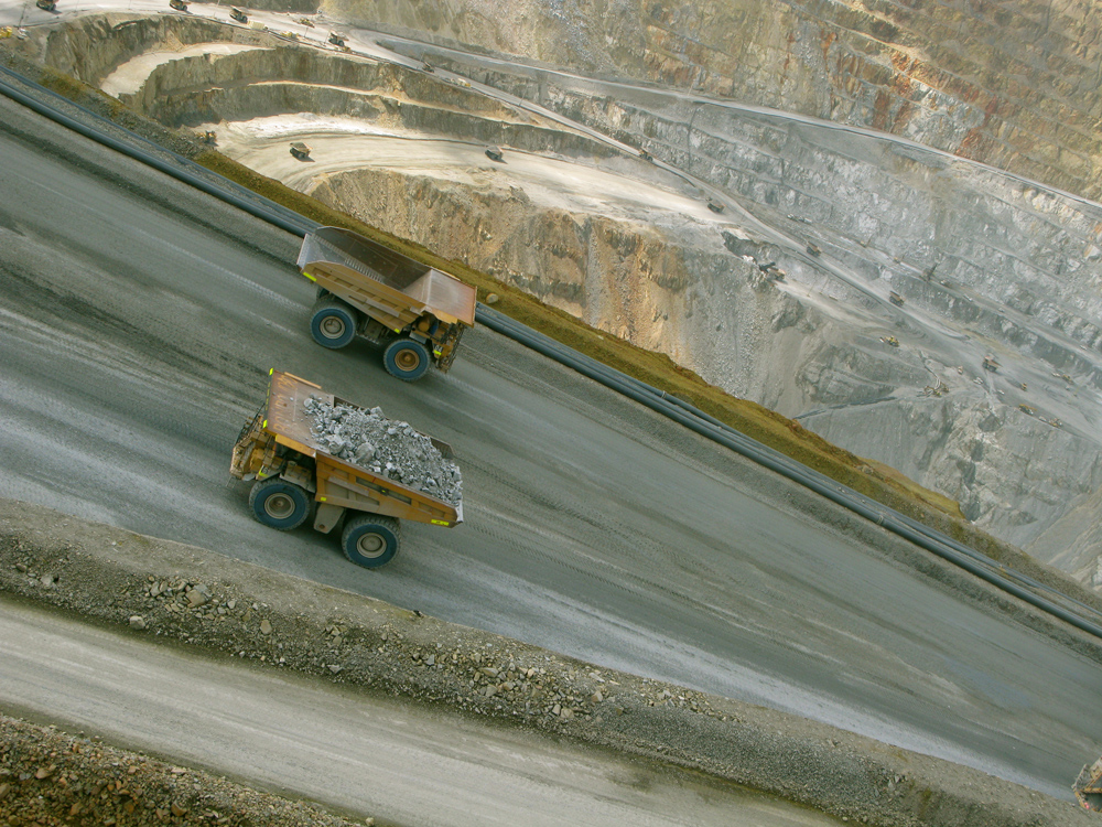 NEWMONT MINING CORP /DE/