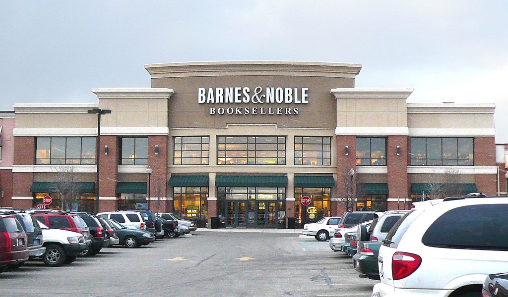 BARNES & NOBLE INC